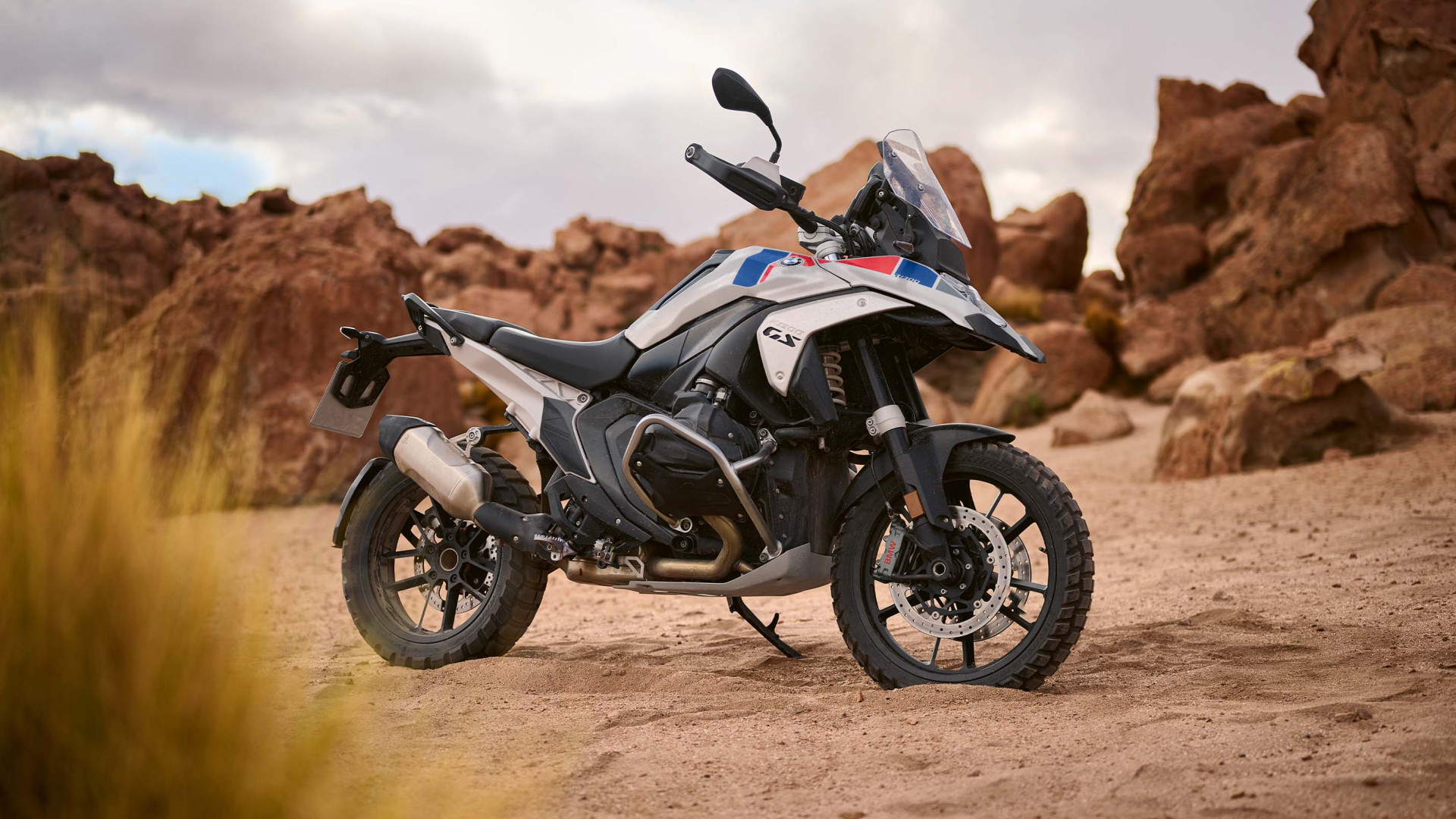 bmw_motorrad_2880x1600.jpg