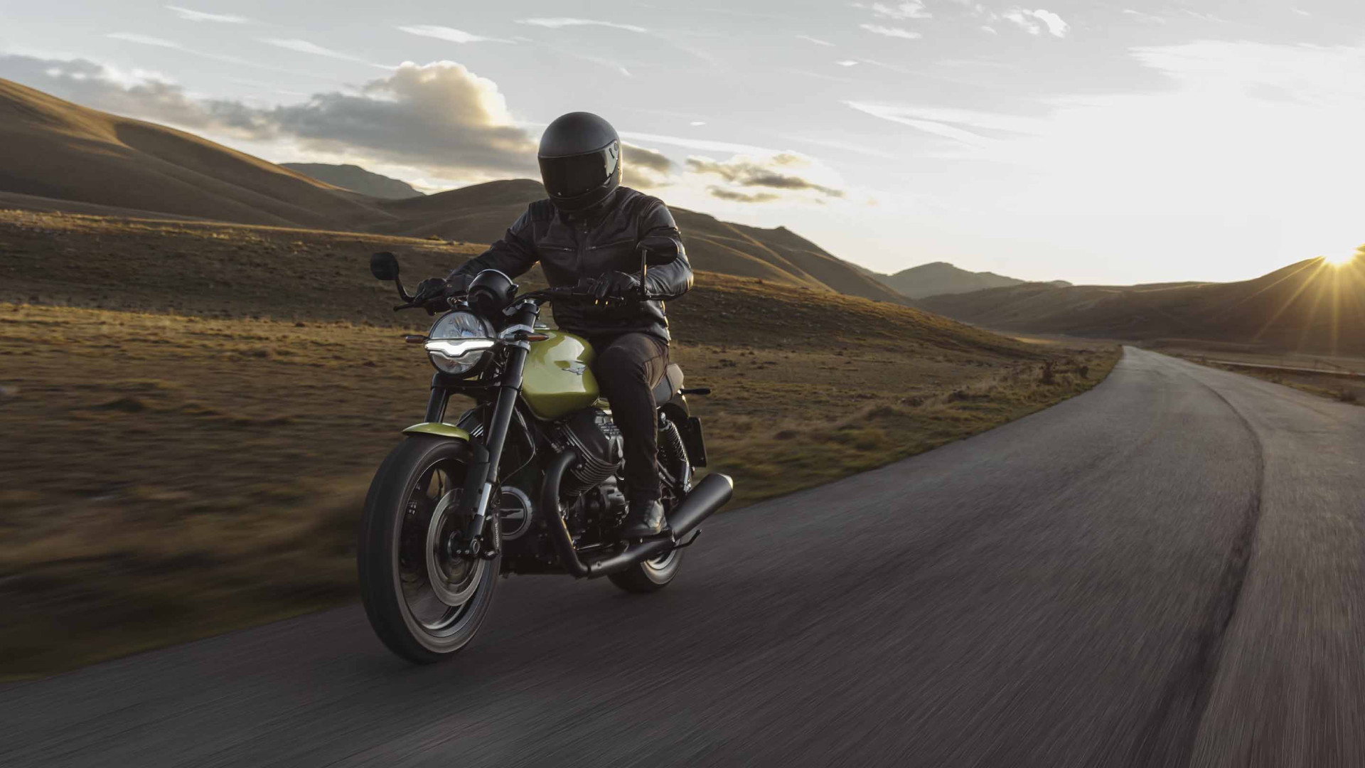 moto_guzzi_2880x1600.jpg